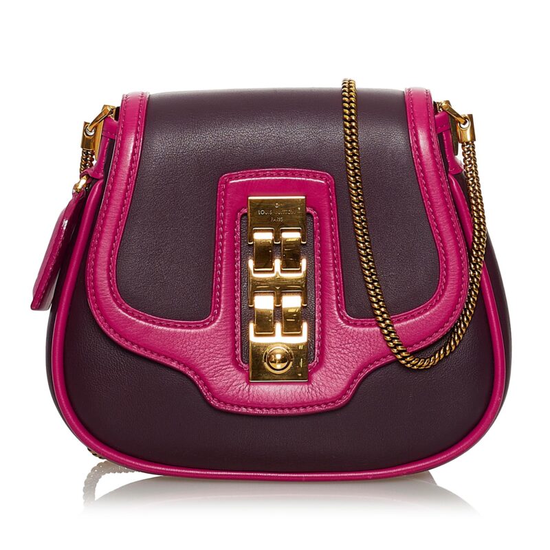 Louis Vuitton Art Deco Trapezio (SHG-34783) AWE - Image 9