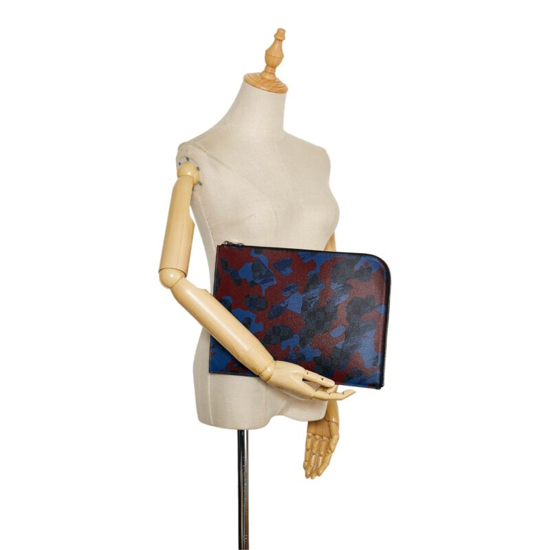 Louis Vuitton Damier Cobalt Camouflage Pochette Jour GM (SHG-36886) AWE - Image 4