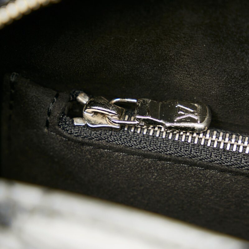 Louis Vuitton Electric Epi Pont Neuf GM (SHG-28804) AWE - Image 8