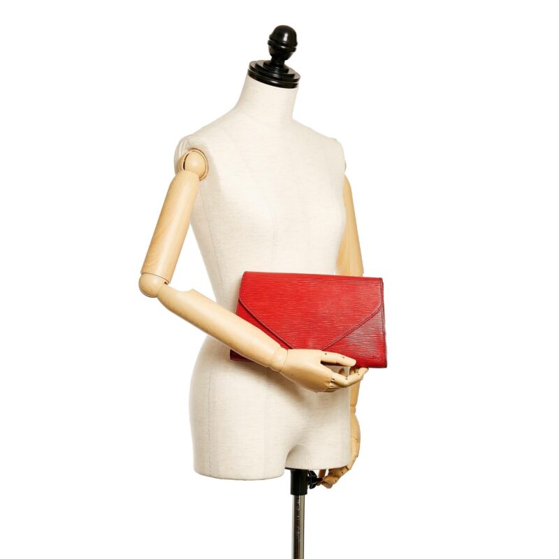 Louis Vuitton Epi Art Deco Clutch (SHG-27984) AWE - Image 4