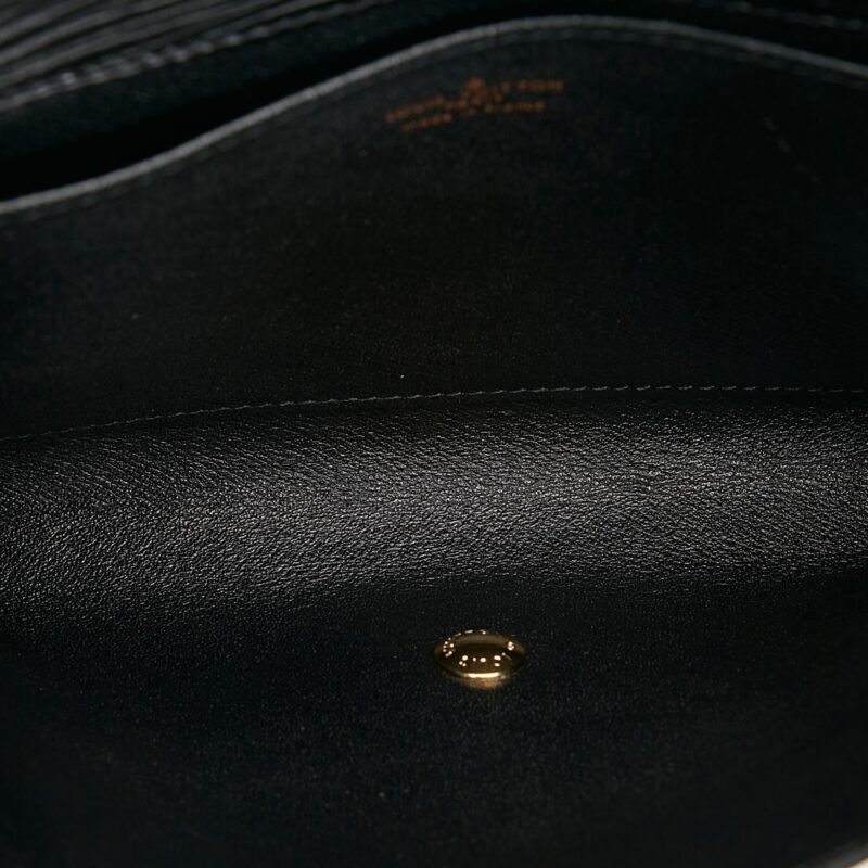 Louis Vuitton Epi Art Deco Clutch (SHG-v9Z15f) AWE - Image 5