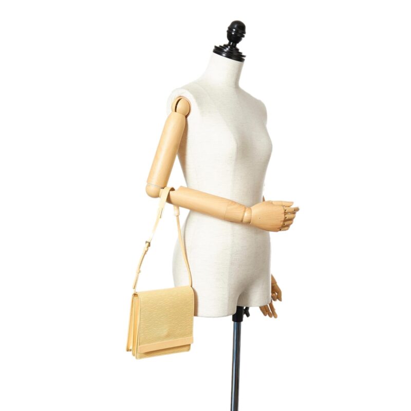 Louis Vuitton Epi Biarritz (SHG-31930) AWE - Image 4