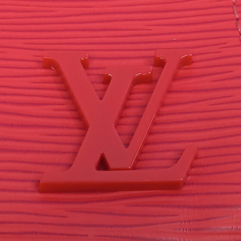 Louis Vuitton Epi Cluny BB (SHG-VaAhxE) AWE - Image 10