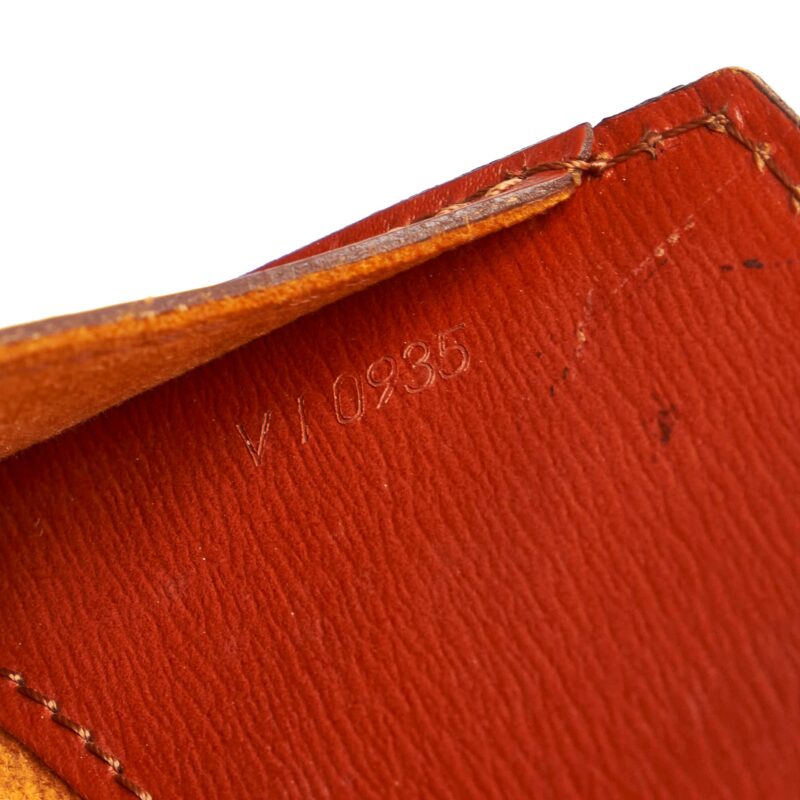 Louis Vuitton Epi Cluny (SHG-27697) AWE - Image 7