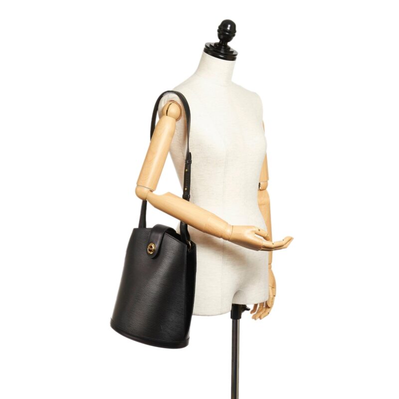 Louis Vuitton Epi Cluny (SHG-27753) AWE - Image 4