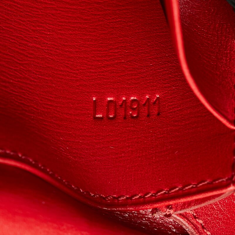 Louis Vuitton Epi Coin Pouch (SHG-37863) AWE - Image 6