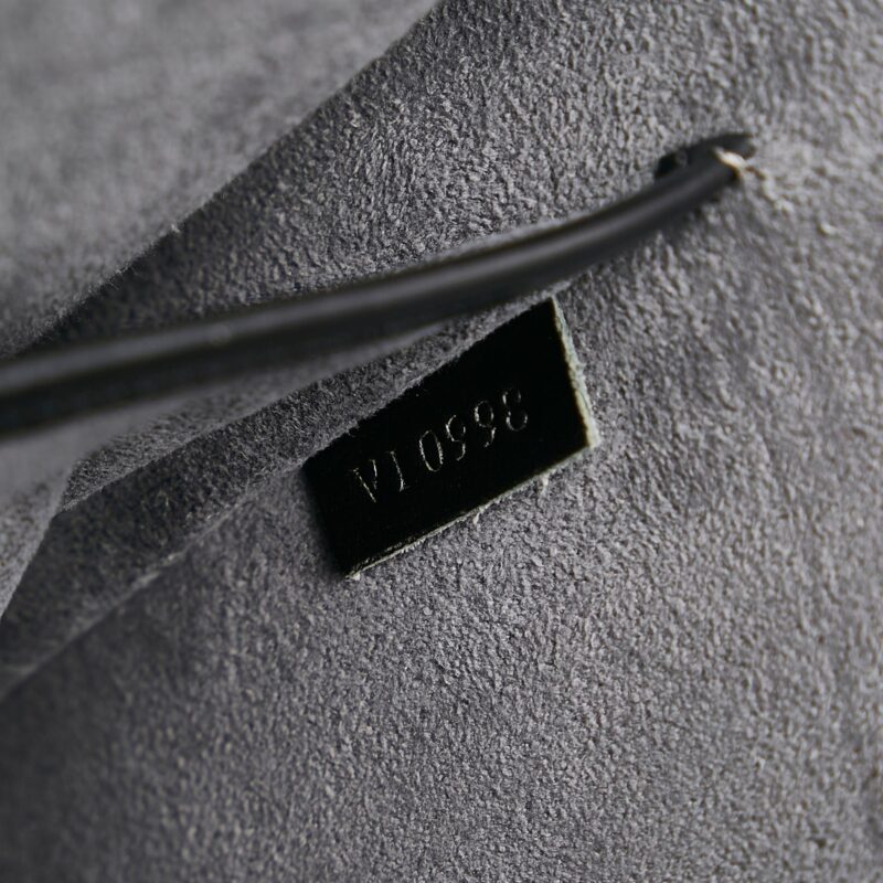 Louis Vuitton Epi Demi-Lune (SHG-34519) AWE - Image 7