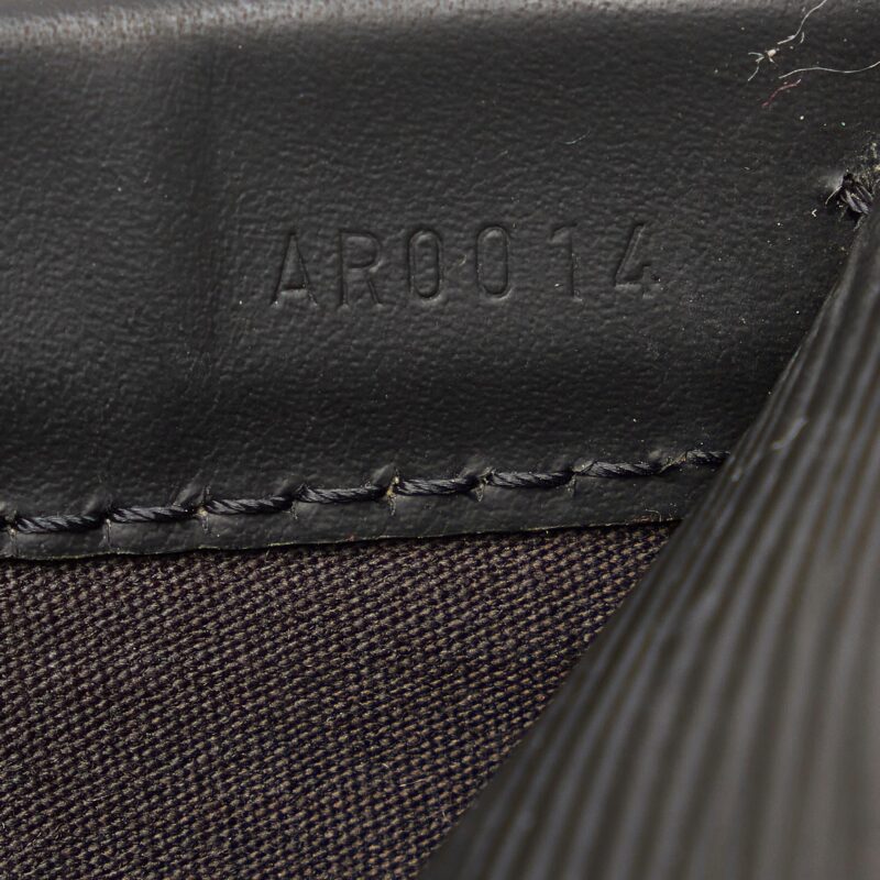 Louis Vuitton Epi Dhanura GM (SHG-OvNJ2r) AWE - Image 7