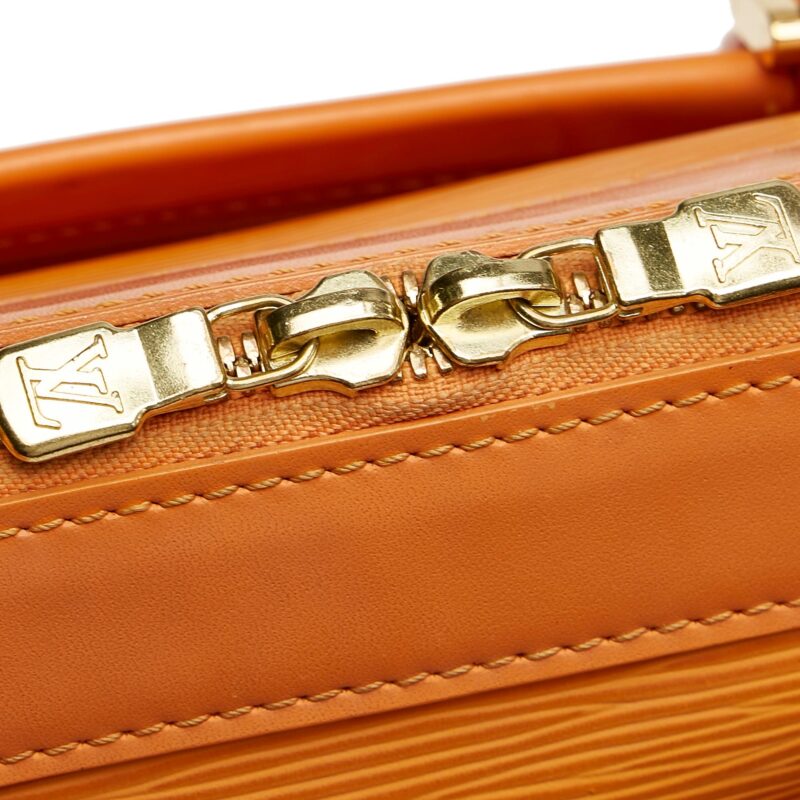 Louis Vuitton Epi Dhanura PM (SHG-0mjo5h) AWE - Image 8
