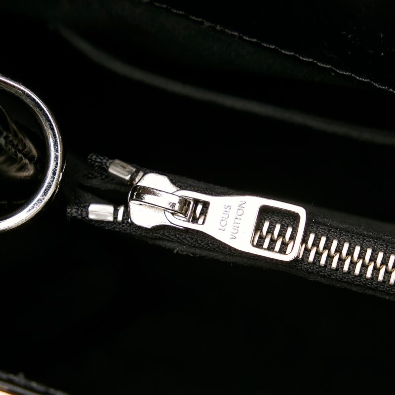 Louis Vuitton Epi Kleber PM (SHG-Y8eUeS) AWE - Image 10