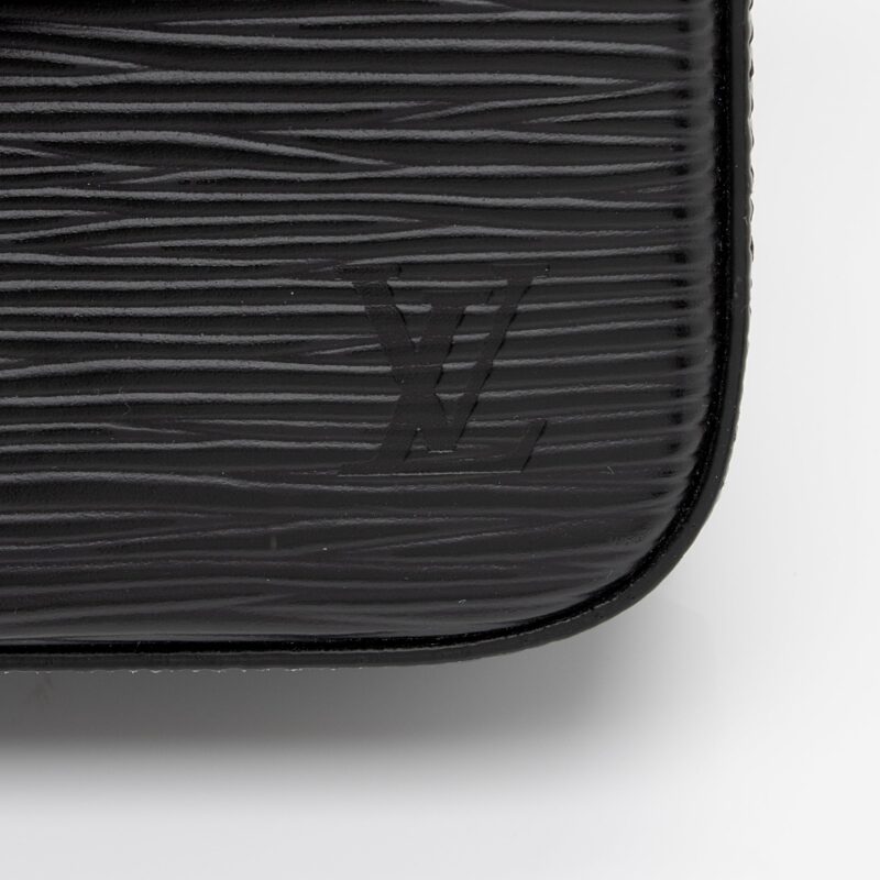 Louis Vuitton Epi Leather Felicie Pochette (SHF-ScuSrD) AWE - Image 9