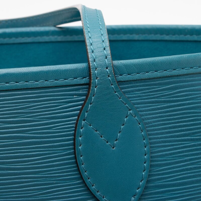 Louis Vuitton Epi Leather Neverfull MM Tote with Pochette (SHF-dJog5s) AWE - Image 10