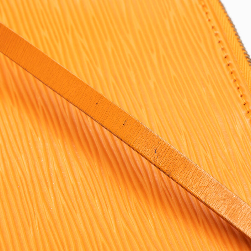 Louis Vuitton Epi Leather Pochette 21 Accessoires (SHF-17013) AWE - Image 9