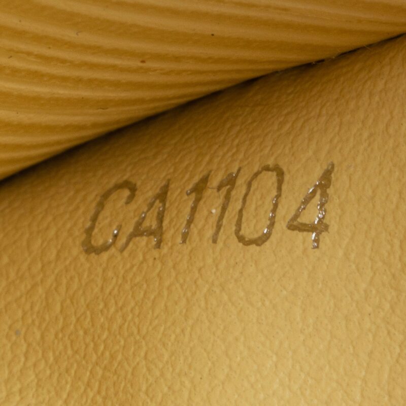 Louis Vuitton Epi Leather Sarah Wallet (SHF-23839) AWE - Image 3