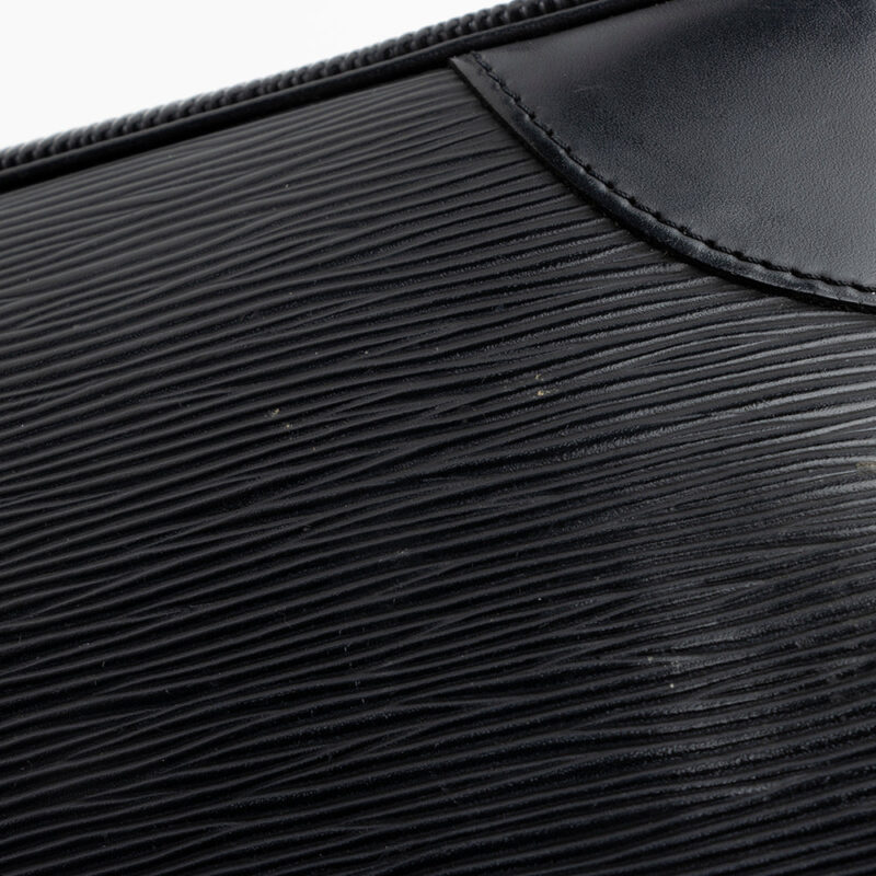 Louis Vuitton Epi Segur Pochette Shoulder Bag (SHF-17720) AWE - Image 9