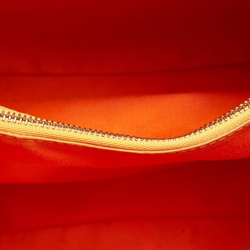 Louis Vuitton Epi Mandara MM (SHG-26867) AWE - Image 5