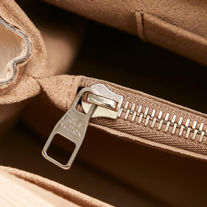 Louis Vuitton Epi Marly MM (SHG-37296) AWE - Image 9