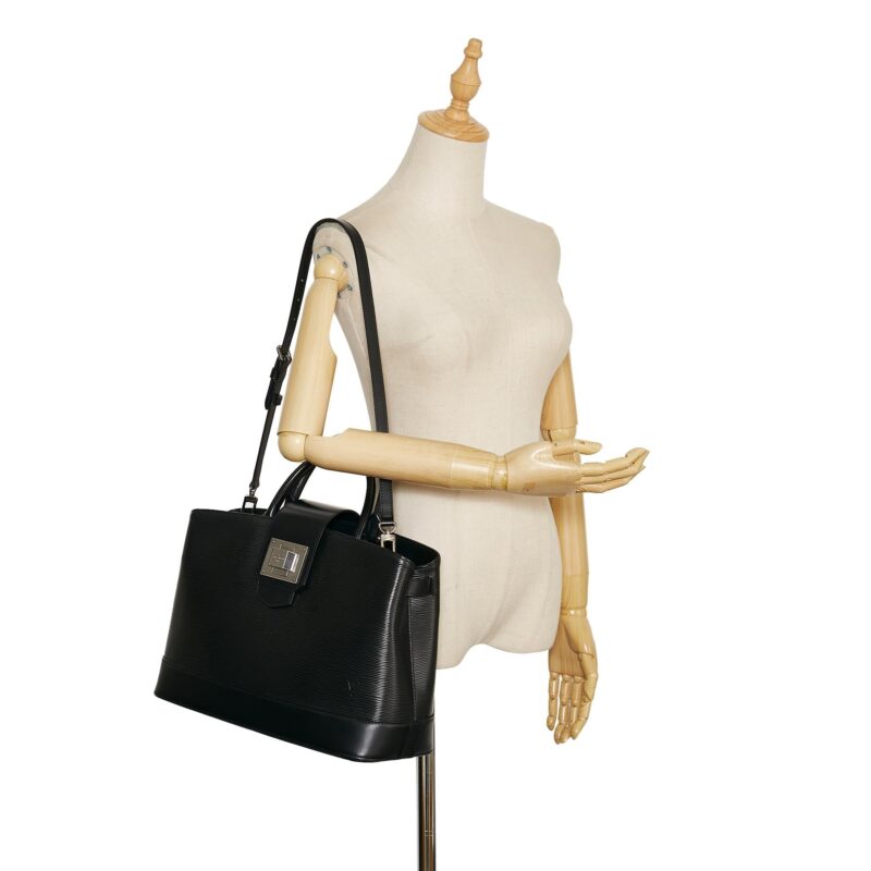 Louis Vuitton Epi Mirabeau GM (SHG-35157) AWE - Image 9
