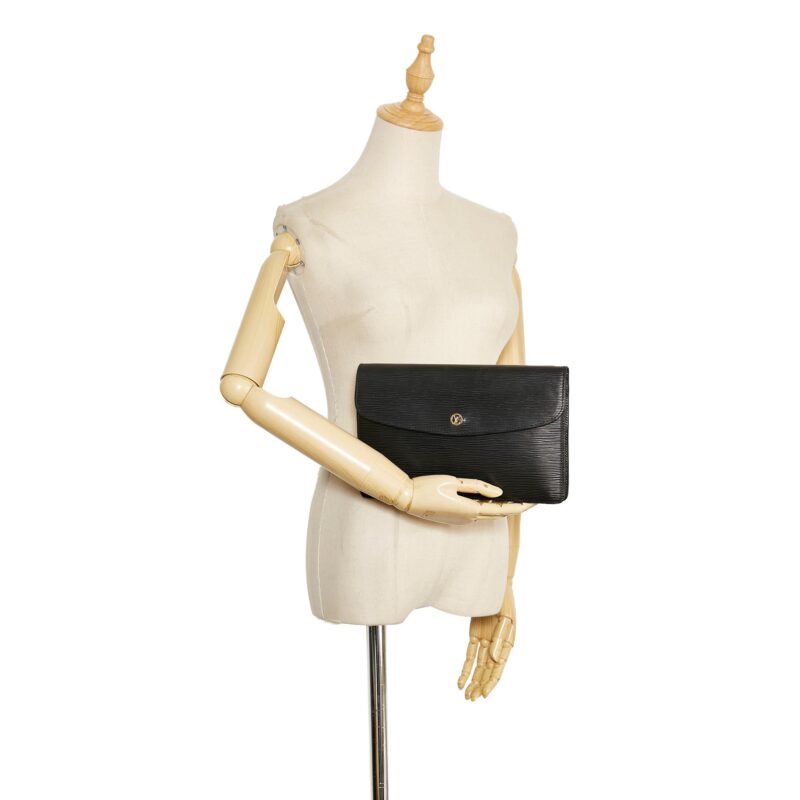 Louis Vuitton Epi Montaigne Clutch (SHG-iTS5fr) AWE - Image 4