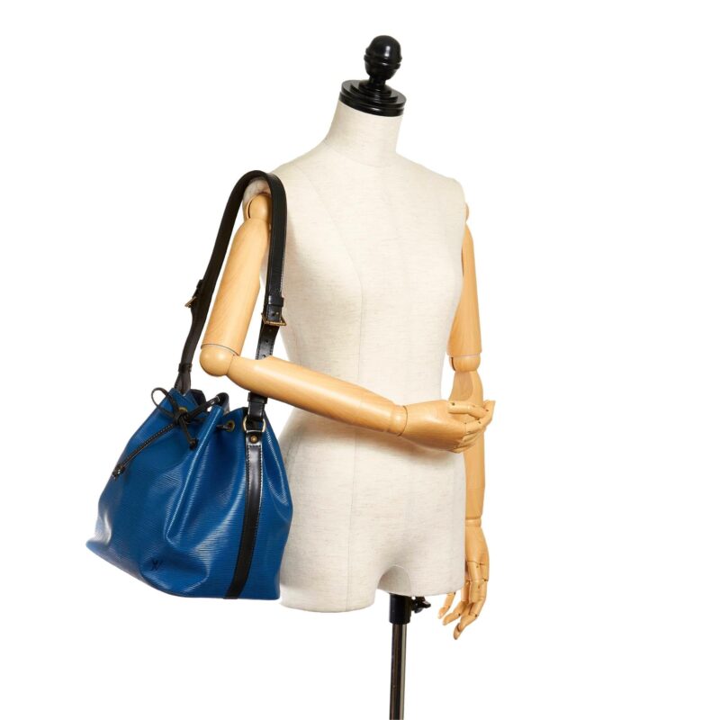 Louis Vuitton Epi Noe Bicolor (SHG-37393) AWE - Image 4