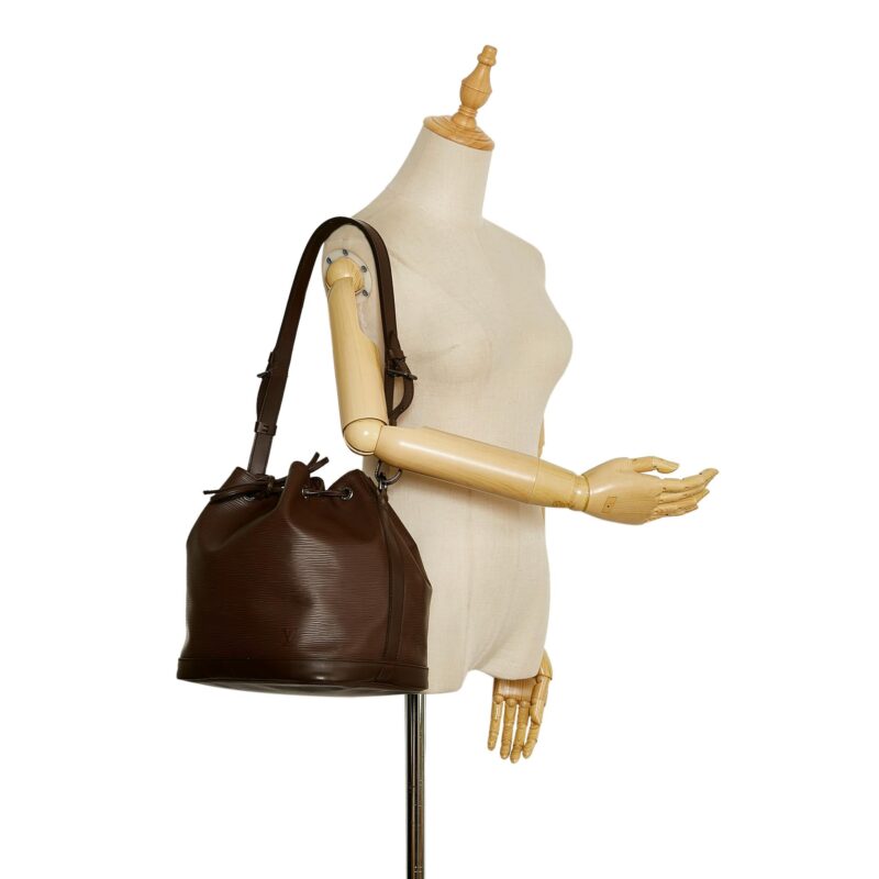Louis Vuitton Epi Noe PM (SHG-thOqHL) AWE - Image 4