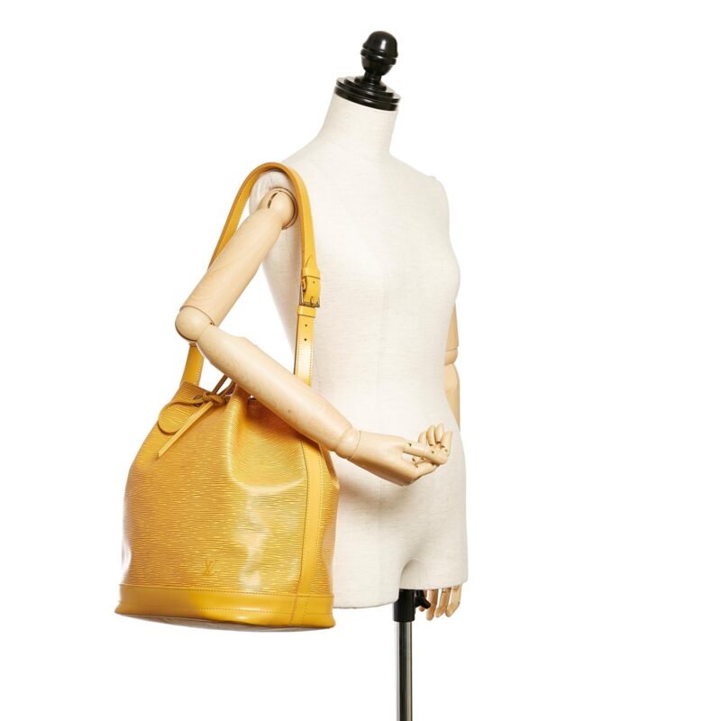 Louis Vuitton Epi Noe (SHG-27331) AWE - Image 4
