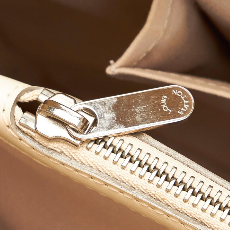 Louis Vuitton Epi Passy GM (SHG-31359) AWE - Image 9
