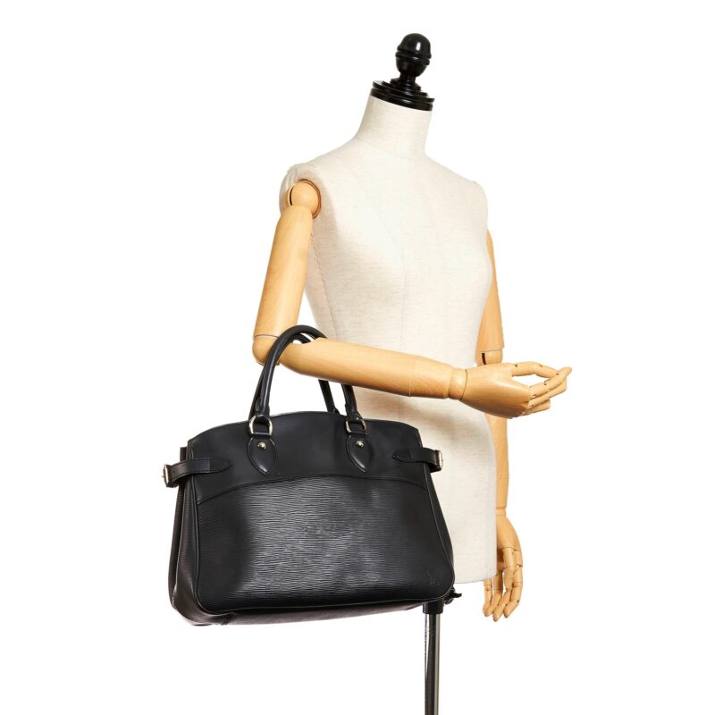 Louis Vuitton Epi Passy PM (SHG-27912) AWE - Image 4