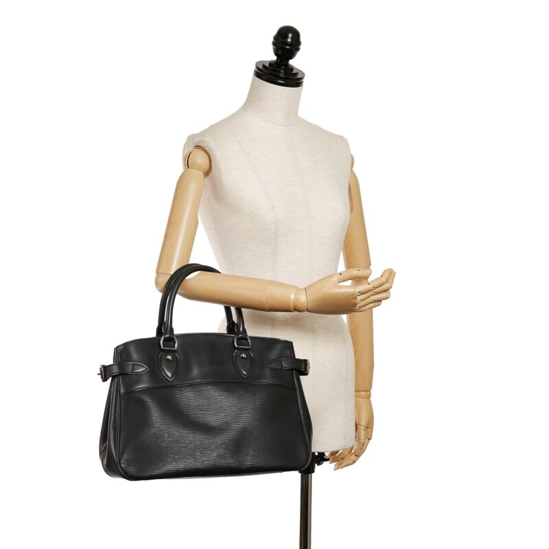Louis Vuitton Epi Passy PM (SHG-30394) AWE - Image 4