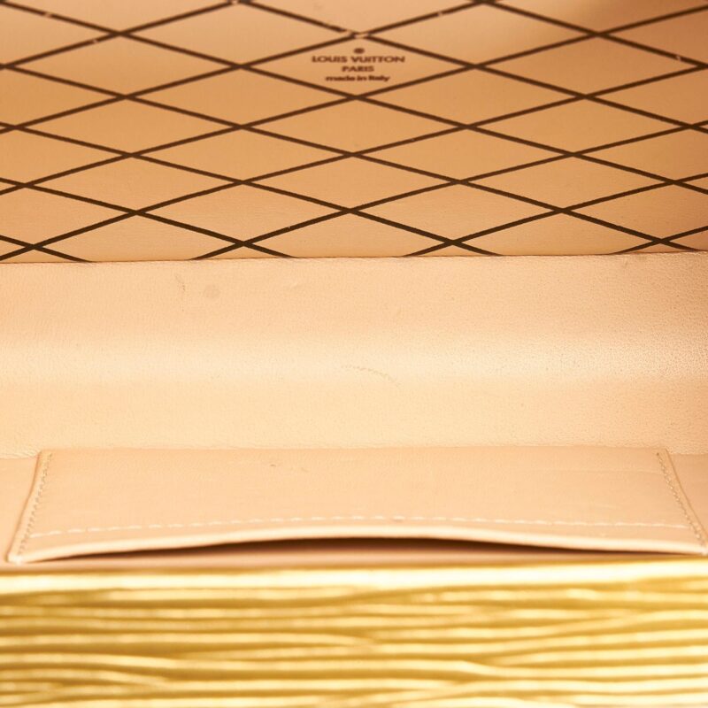 Louis Vuitton Epi Petite Malle (SHG-33606) AWE - Image 5