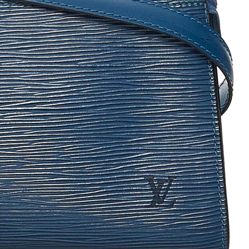 Louis Vuitton Epi Pochette Accessoires (SHG-28935) AWE - Image 9
