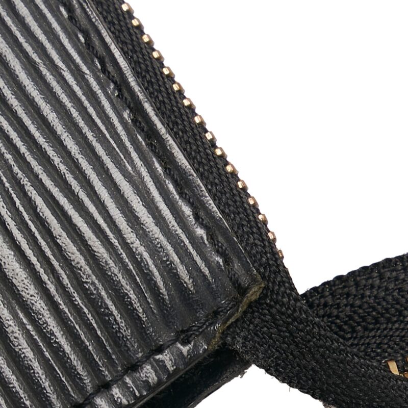 Louis Vuitton Epi Pochette Accessoires (SHG-35327) AWE - Image 8