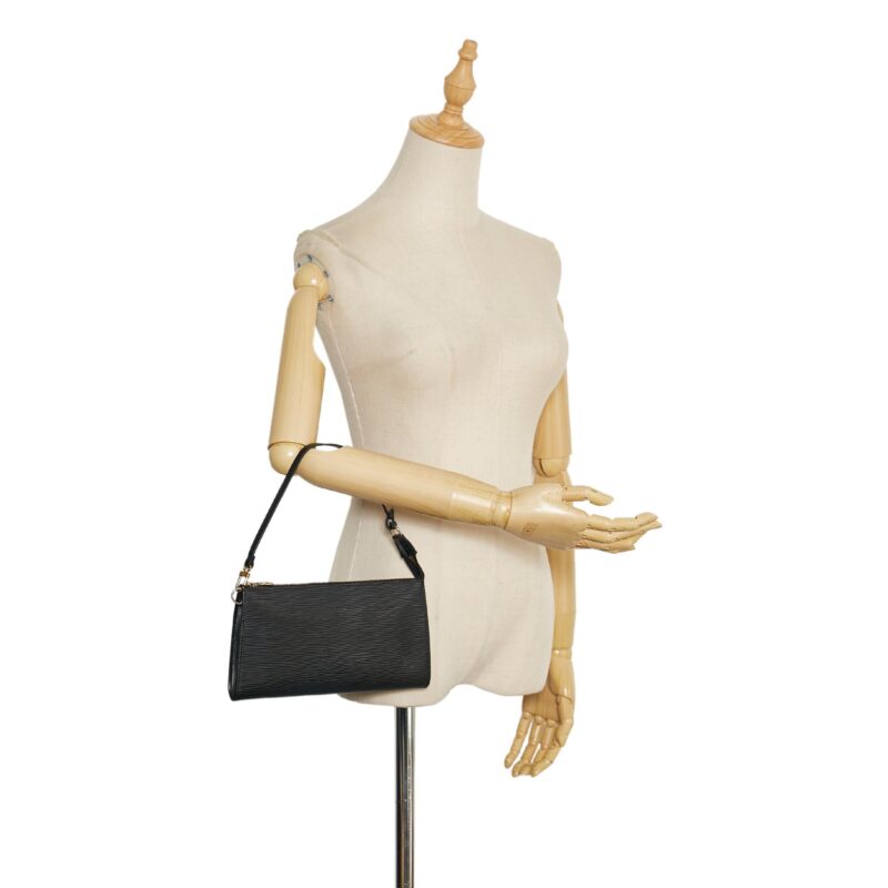 Louis Vuitton Epi Pochette Accessoires (SHG-35327) AWE - Image 4
