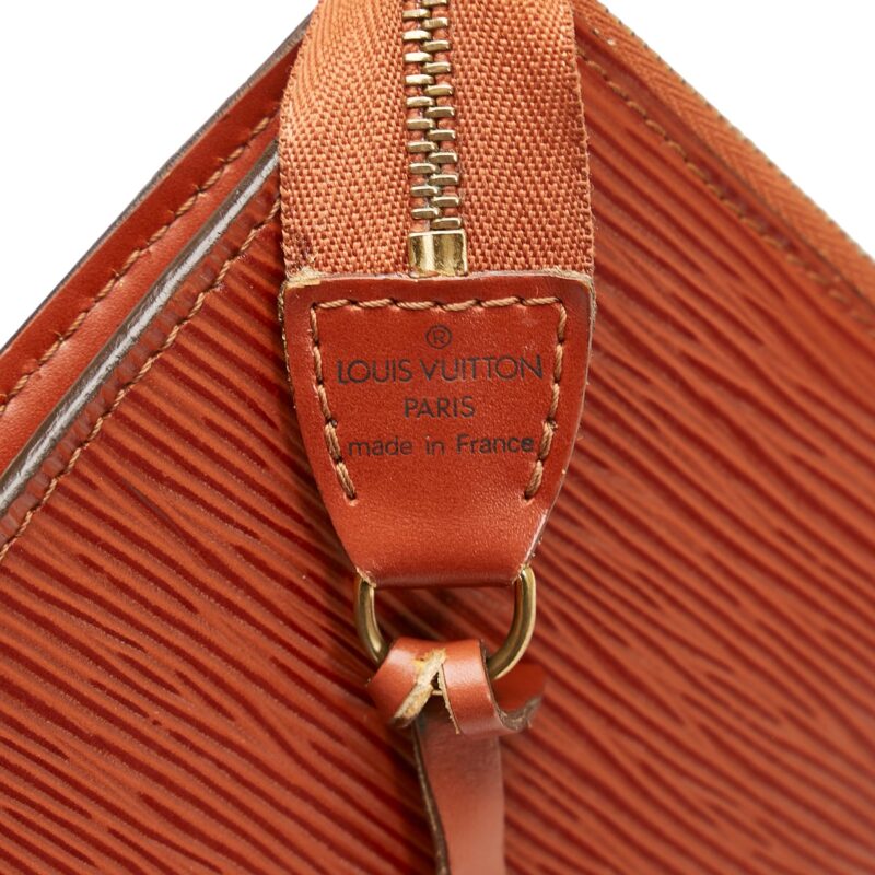 Louis Vuitton Epi Pochette Accessoires (SHG-1OzRb3) AWE - Image 6