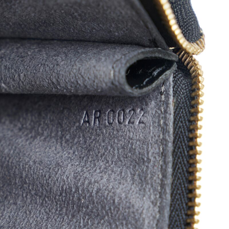 Louis Vuitton Epi Pochette Accessoires (SHG-xbxLFH) AWE - Image 7