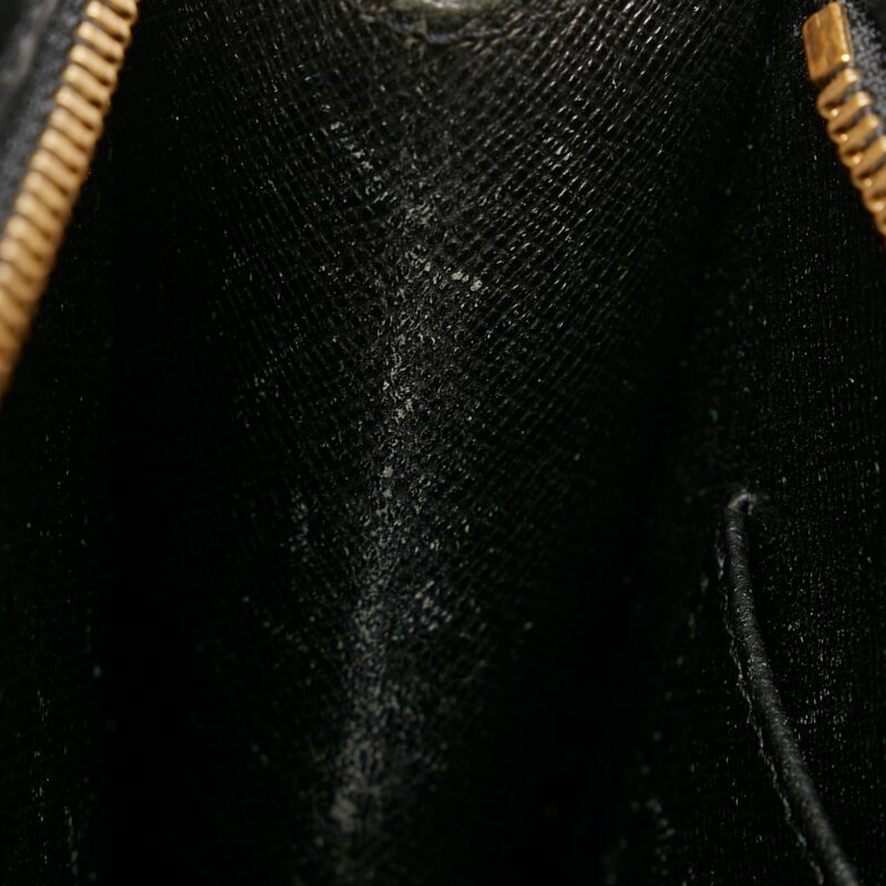 Louis Vuitton Epi Pochette Homme (SHG-32621) AWE - Image 9