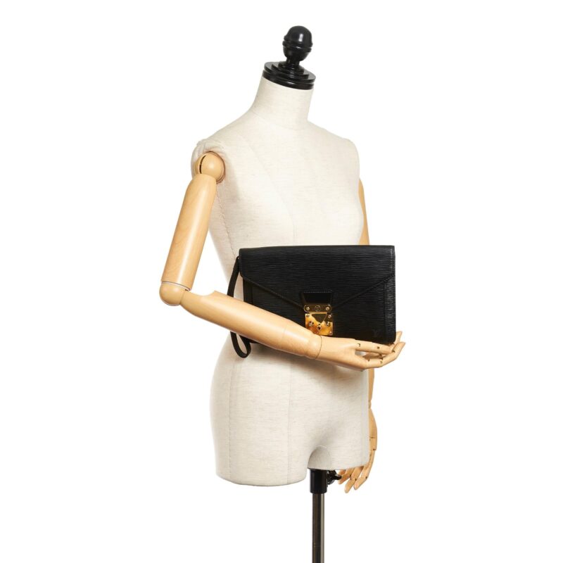 Louis Vuitton Epi Pochette Sellier Dragonne (SHG-32074) AWE - Image 4