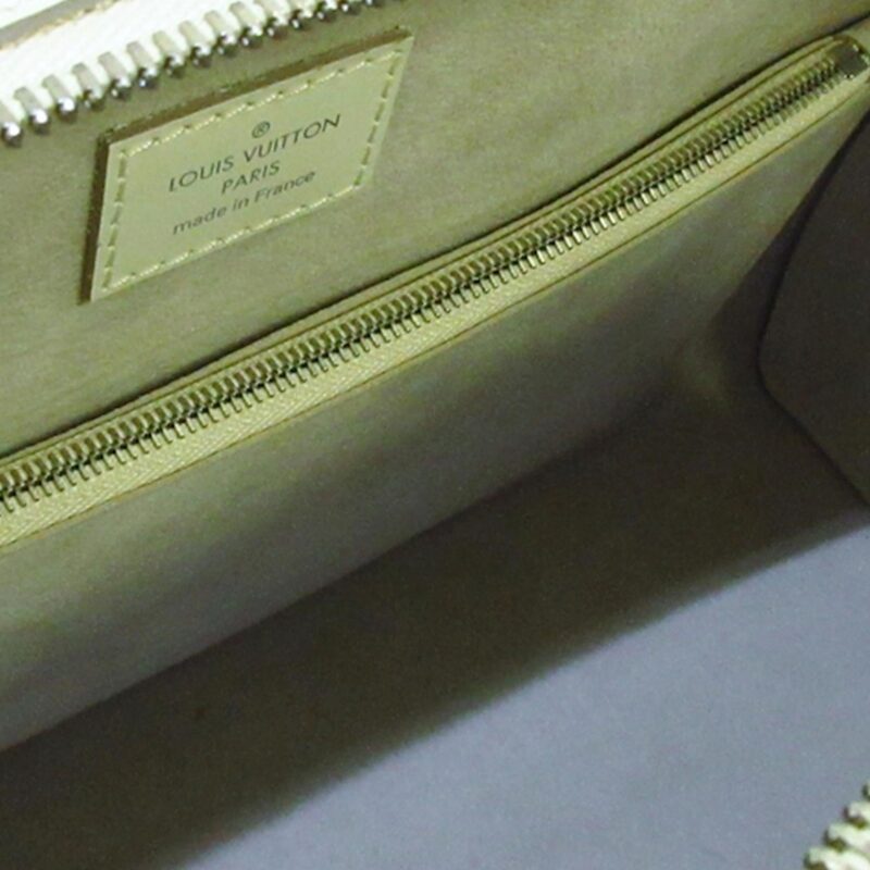 Louis Vuitton Epi Pont Neuf PM (SHG-29566) AWE - Image 5