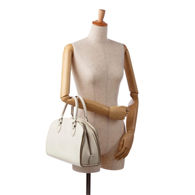 Louis Vuitton Epi Pont Neuf PM (SHG-cUYe4B) AWE - Image 4