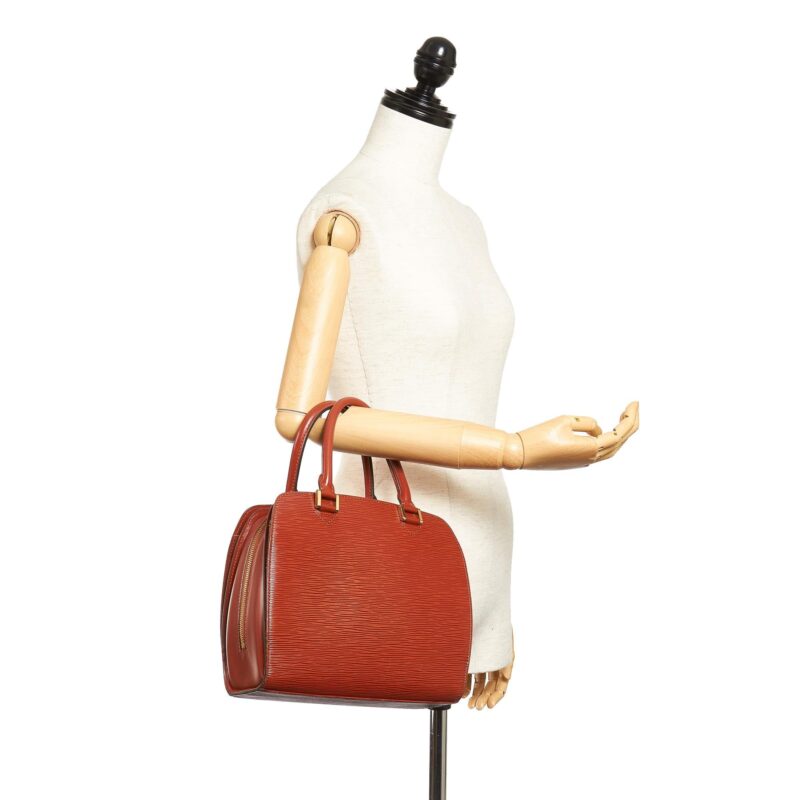 Louis Vuitton Epi Pont Neuf (SHG-27713) AWE - Image 4
