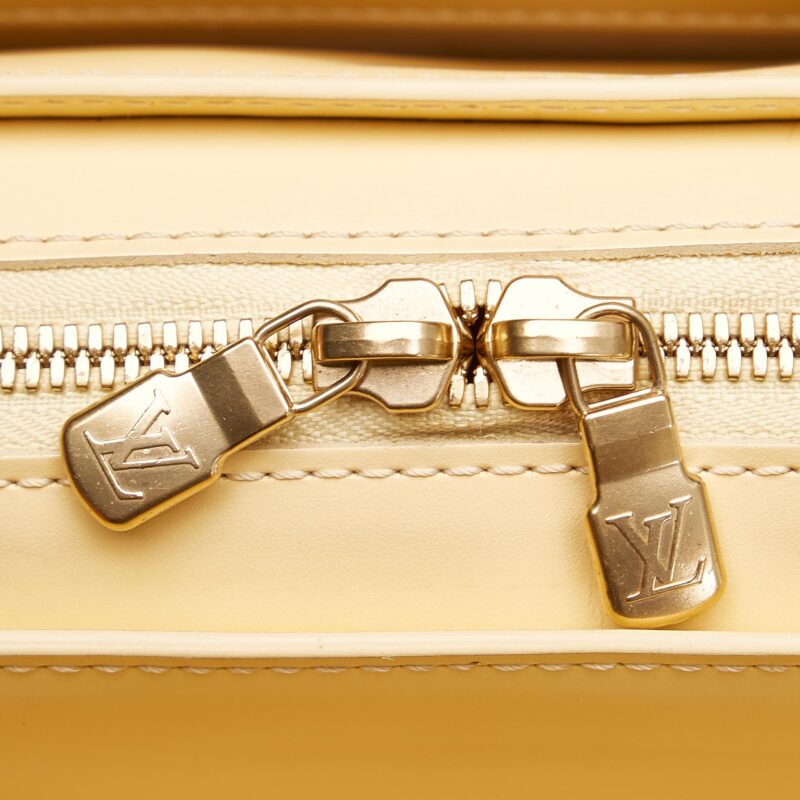 Louis Vuitton Epi Pont Neuf (SHG-30137) AWE - Image 9
