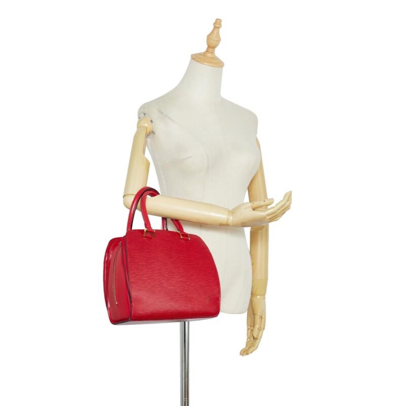 Louis Vuitton Epi Pont Neuf (SHG-eqpVAR) AWE - Image 4