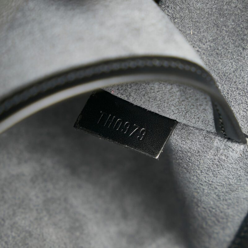 Louis Vuitton Epi Reverie (SHG-37962) AWE - Image 7