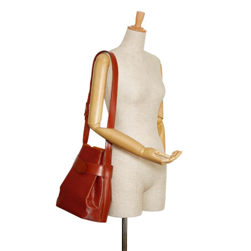 Louis Vuitton Epi Sac D Epaule (SHG-35177) AWE - Image 4