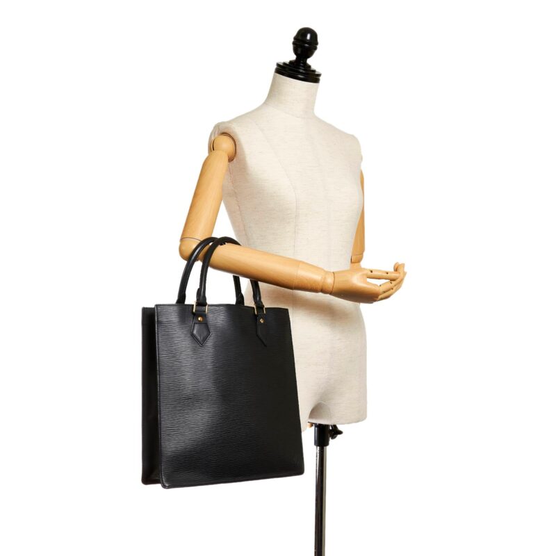 Louis Vuitton Epi Sac Plat PM (SHG-28788) AWE - Image 4