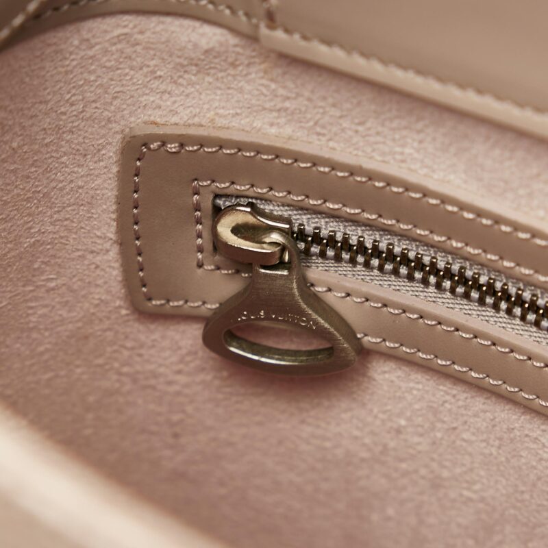 Louis Vuitton Epi Sac Verseau (SHG-28642) AWE - Image 8