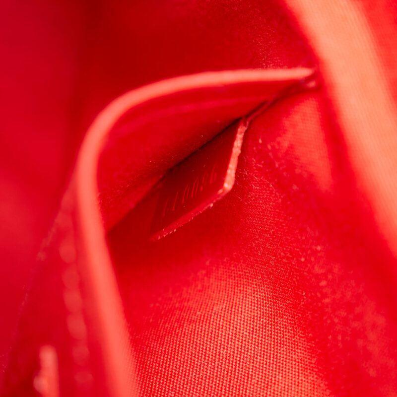 Louis Vuitton Epi Segur PM (SHG-28544) AWE - Image 4
