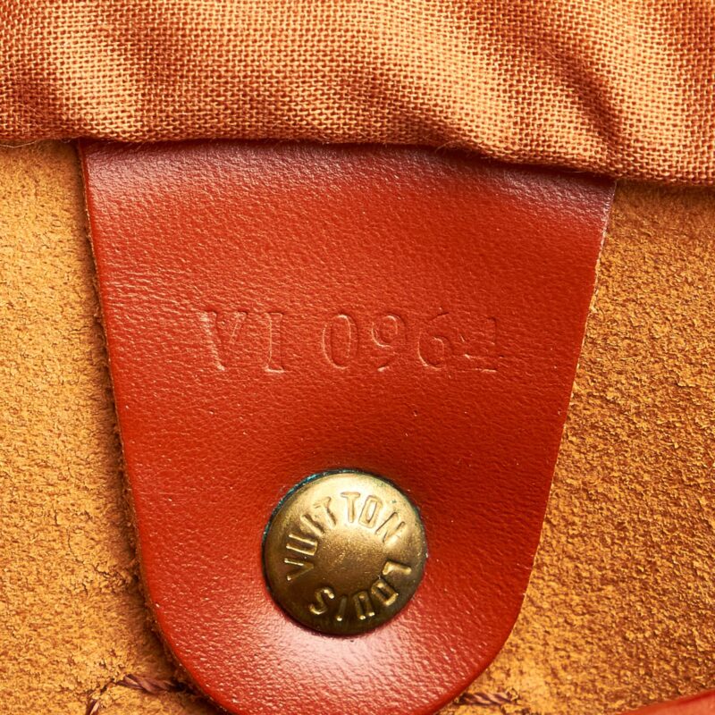 Louis Vuitton Epi Speedy 30 (SHG-27173) AWE - Image 7