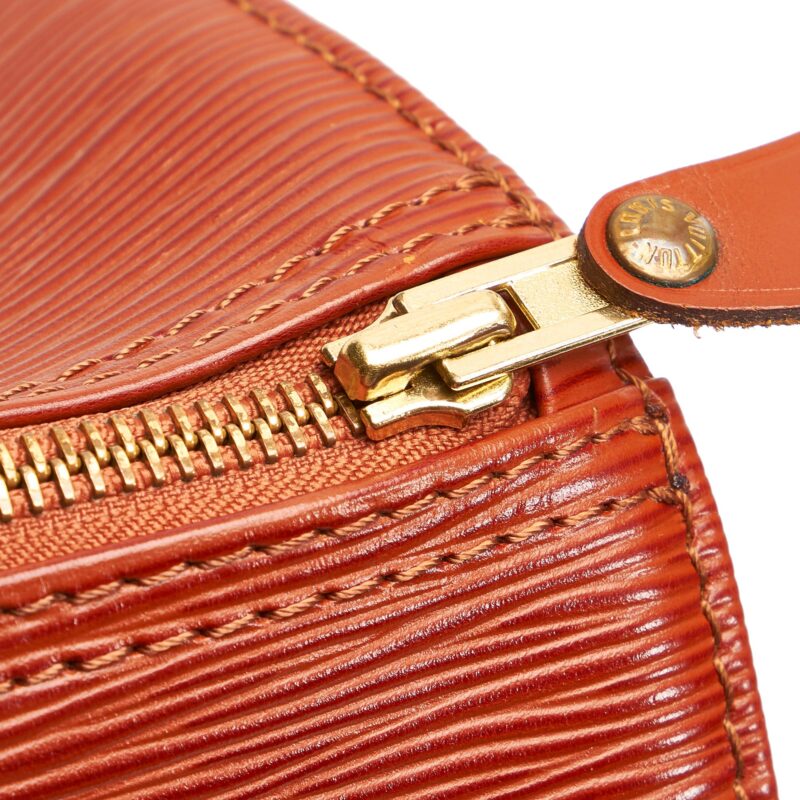 Louis Vuitton Epi Speedy 30 (SHG-27173) AWE - Image 9