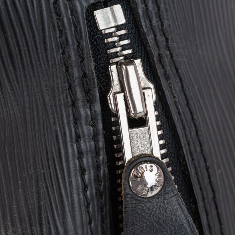 Louis Vuitton Epi Speedy 30 (SHG-28233) AWE - Image 6
